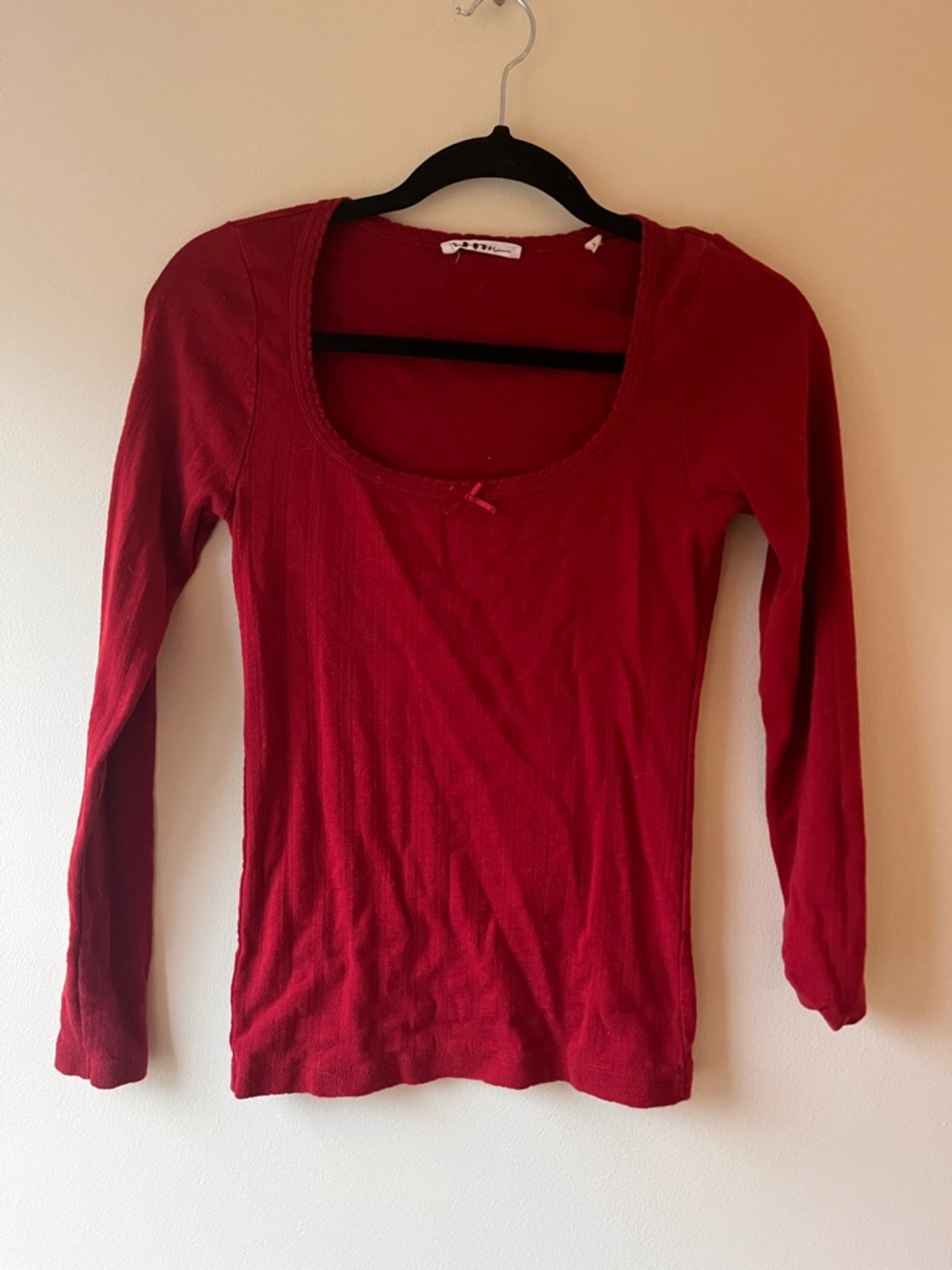 Doen Red pointelle top Medium